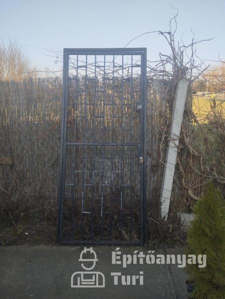 Biztonsági rács bejárati ajtóra
