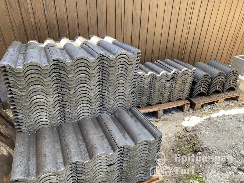Terrán Standard alapcserép Colorsystem antracit + szellőző és kúpcserép