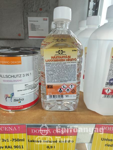 Lakkbenzin higító 0,9 l