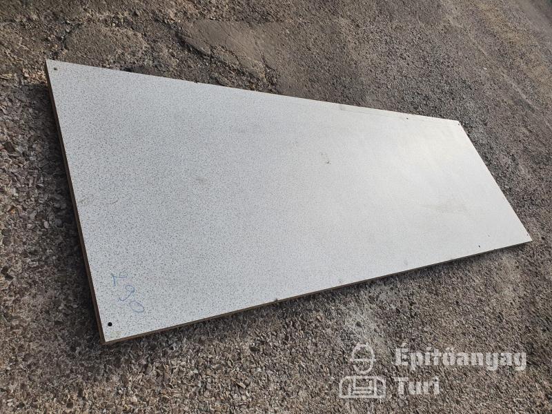 Újrafelhasznált préselt laminált csúszásmentesített fa lemezek - több méretben, azonnal elérhető!