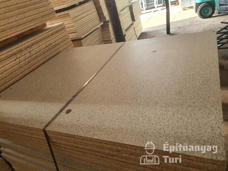 Újrafelhasznált préselt laminált csúszásmentesített fa lemezek - több méretben, azonnal elérhető!