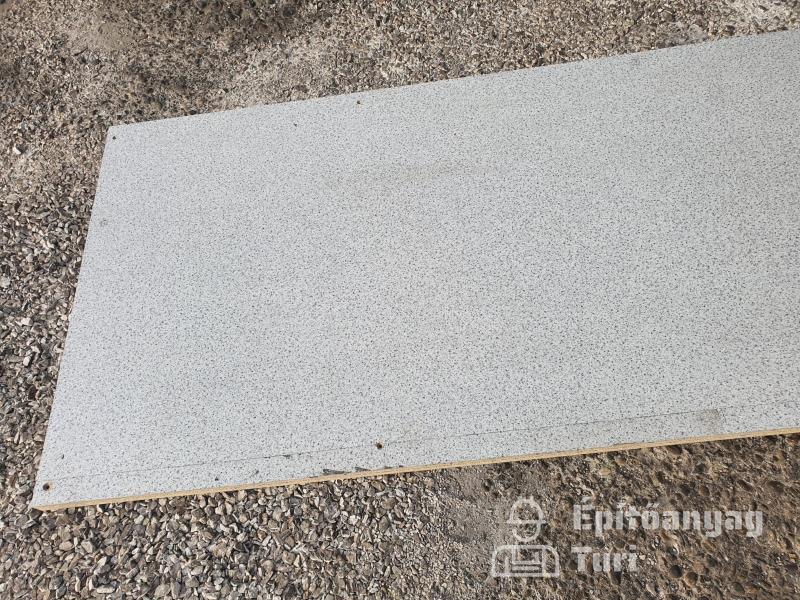 Újrafelhasznált préselt laminált csúszásmentesített fa lemezek - több méretben, azonnal elérhető!