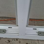 Kétszárnyú, műanyag, két rétegű, bukó-nyíló ablak